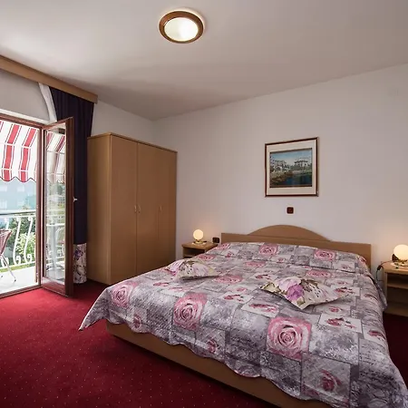 Frühstückspension Bed & Breakfast Klara 3*