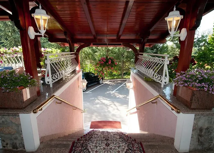 לינה וארוחת בוקר Klara Ičići