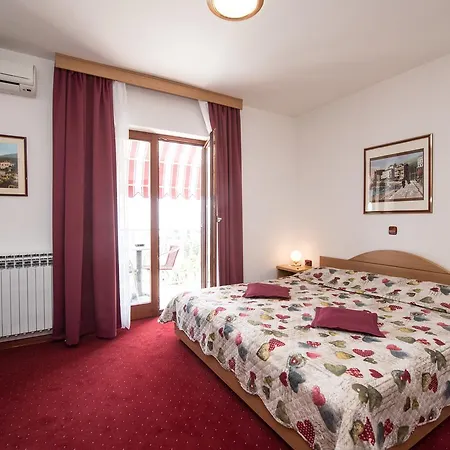 Klara Bed & Breakfast