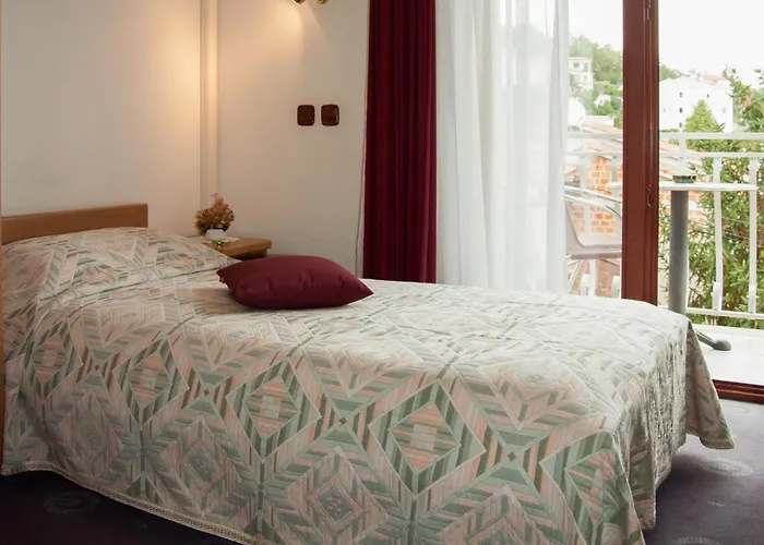 Klara Frühstückspension 3*